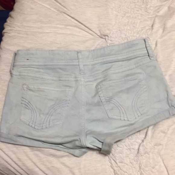 Light blue shorts - Picture 2 of 3